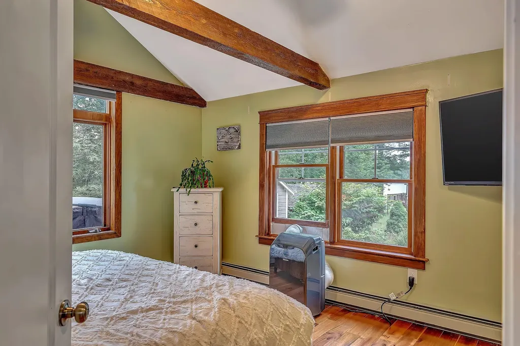 25 Panther Pond Pines Road Raymond ME 04071