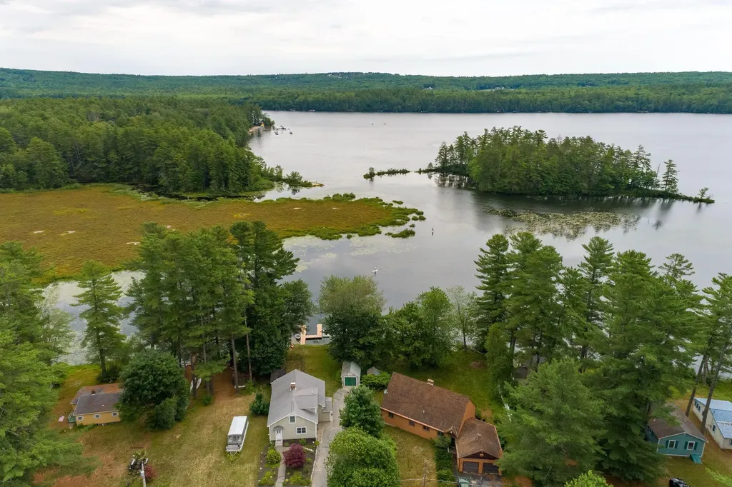 25 Panther Pond Pines Road Raymond ME 04071