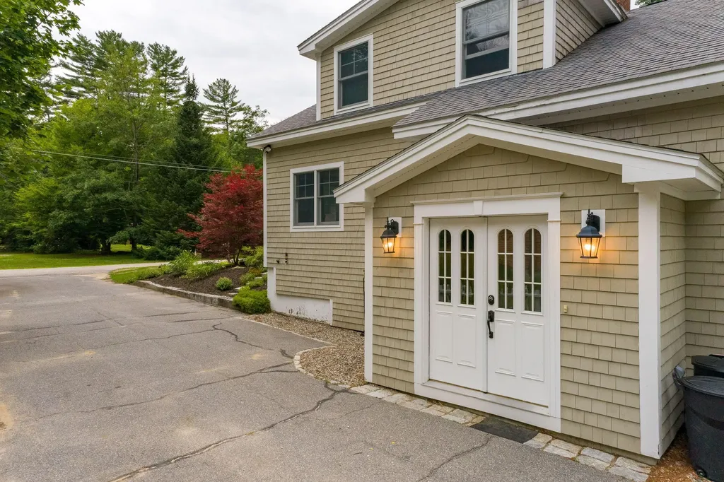 25 Panther Pond Pines Road Raymond ME 04071