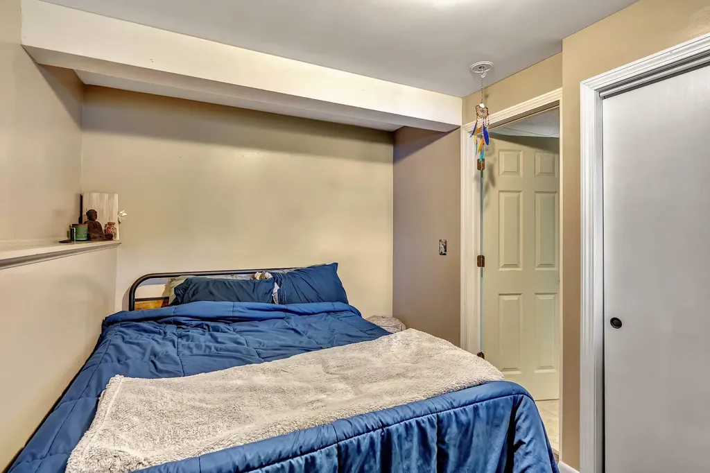 25 Panther Pond Pines Road Raymond ME 04071
