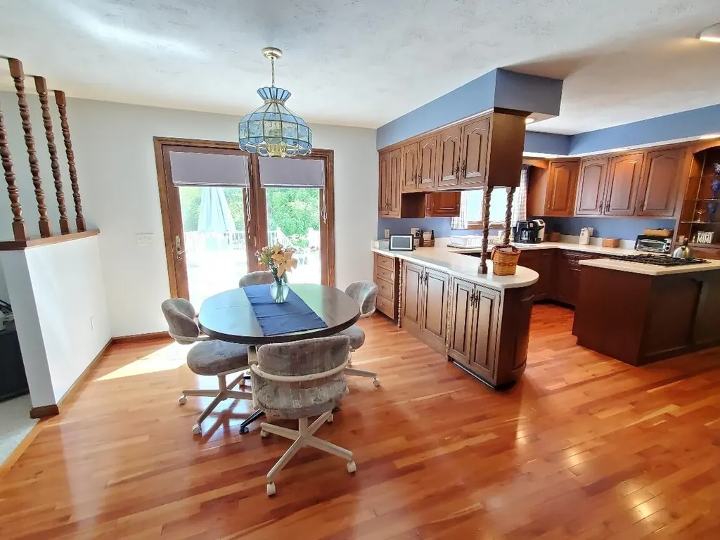 16 Village View Jay ME 04239