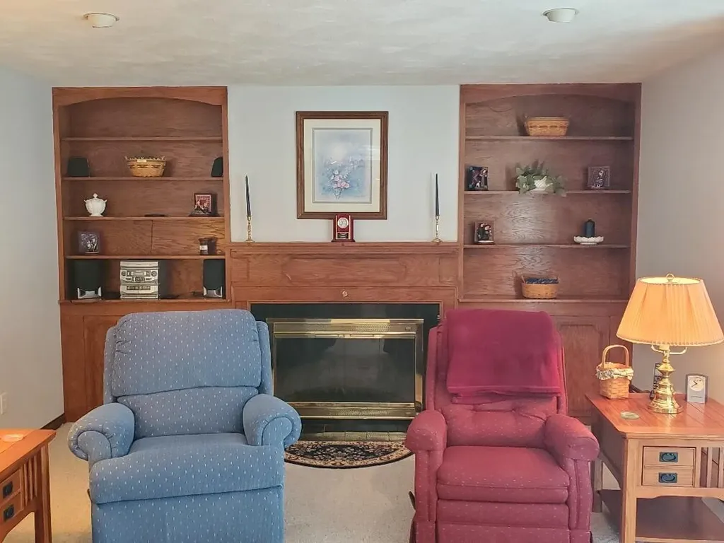 16 Village View Jay ME 04239