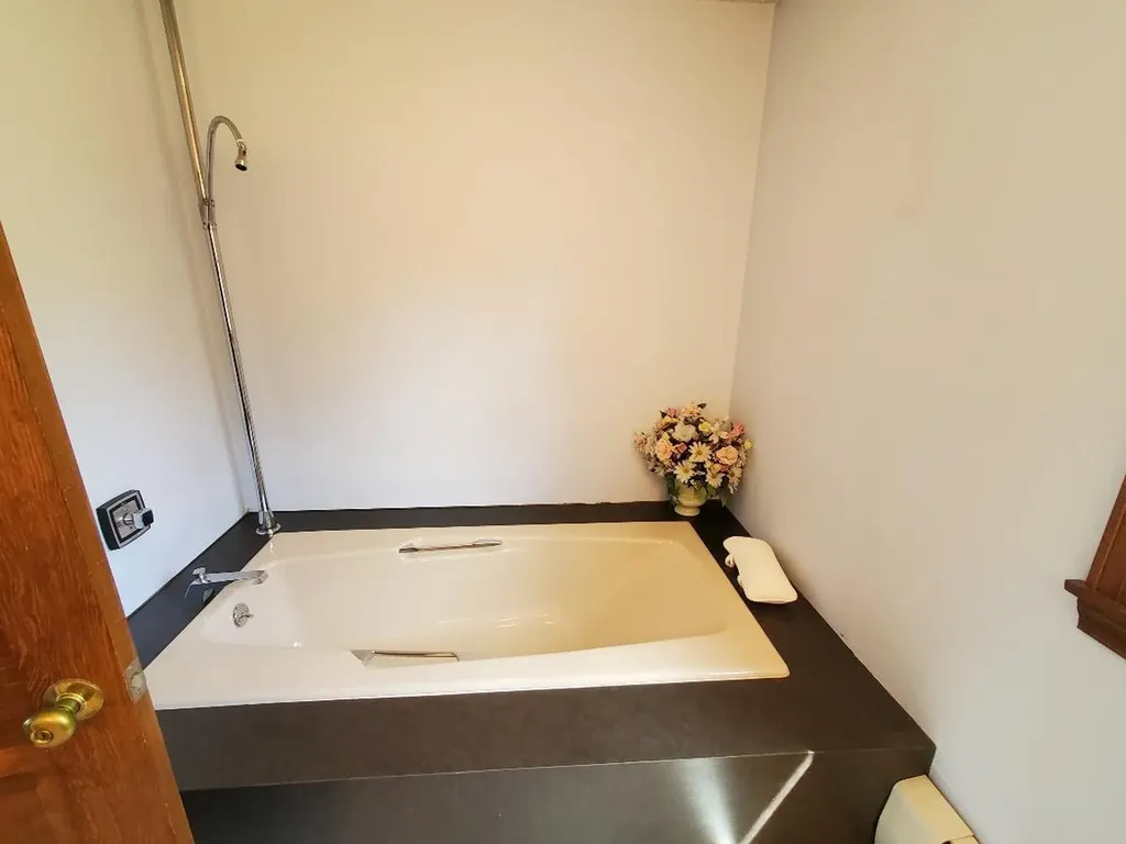16 Village View Jay ME 04239