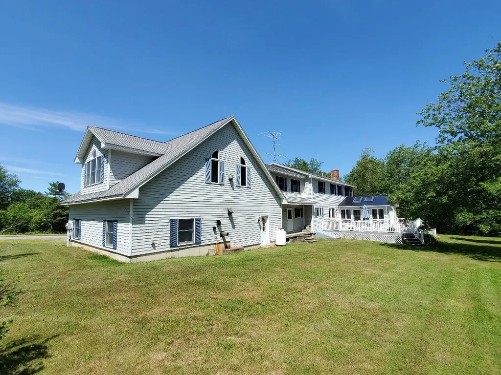 16 Village View Jay ME 04239