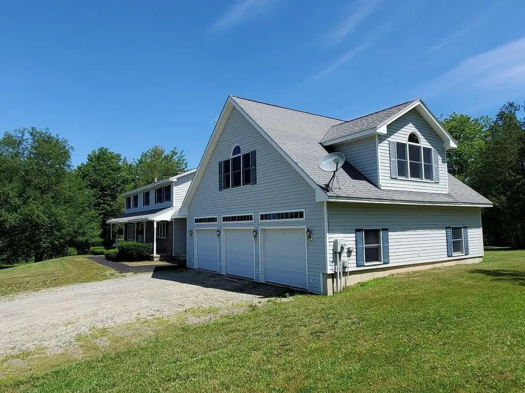 16 Village View Jay ME 04239