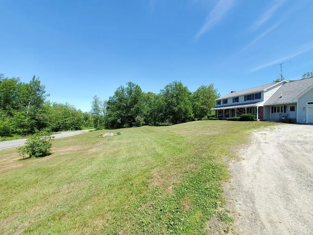 16 Village View Jay ME 04239
