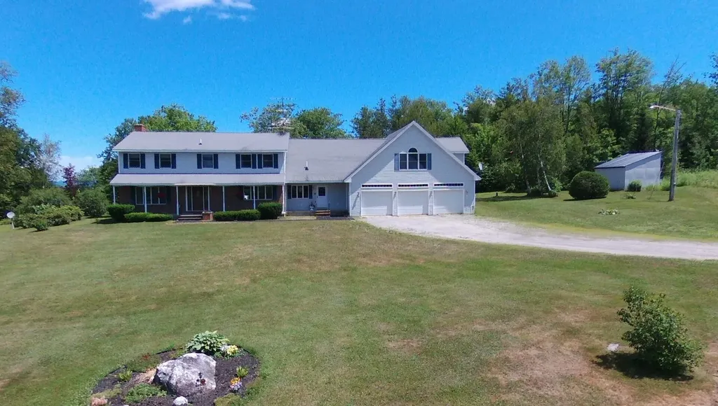 16 Village View Jay ME 04239