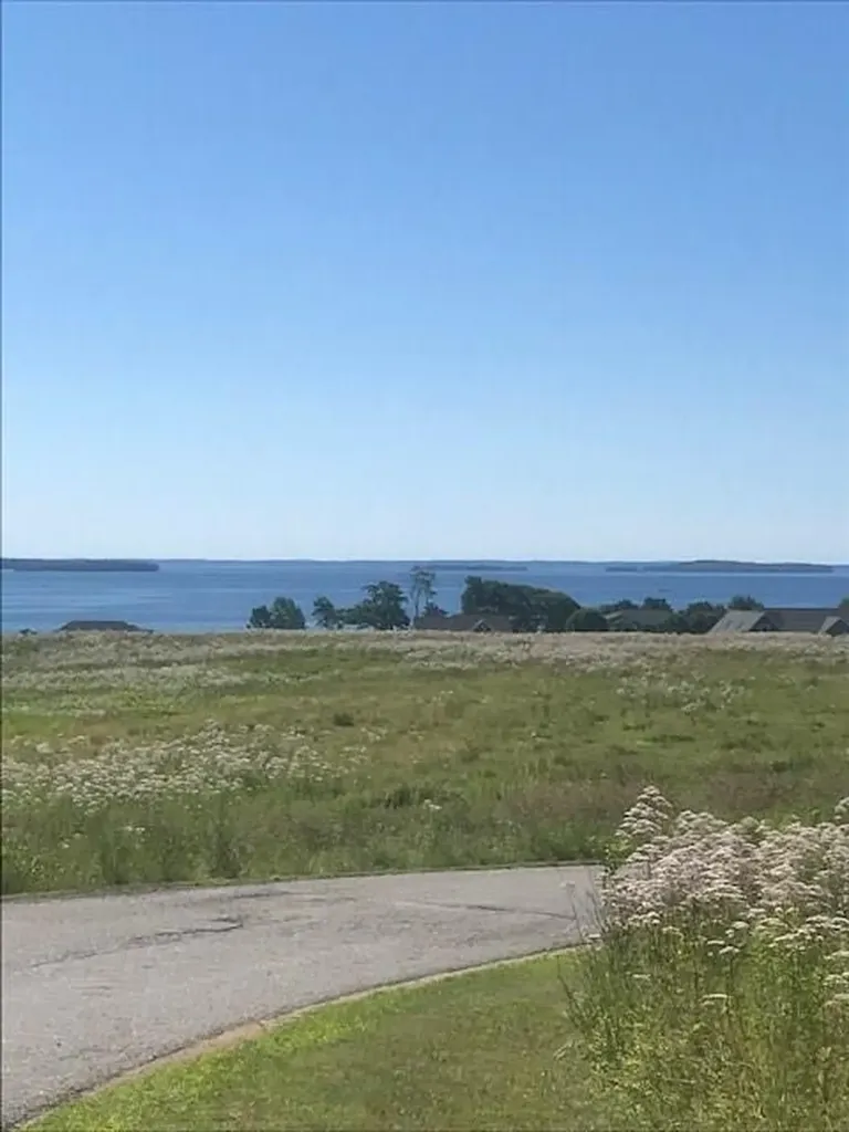 40-Q Harbour Pointe Drive Lincolnville ME 04849