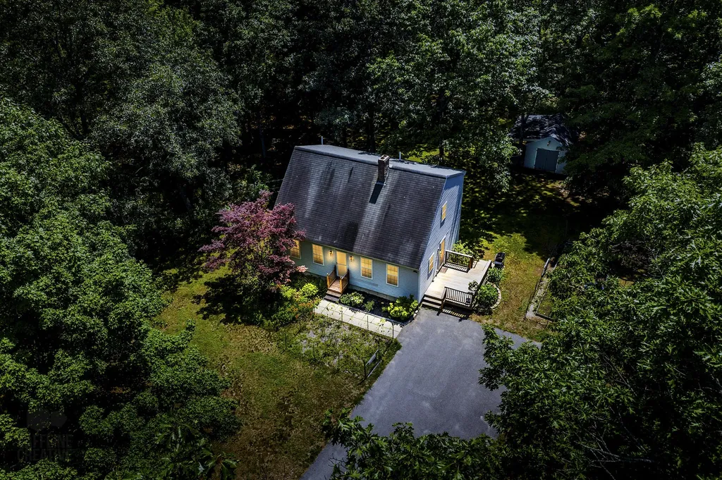 46 Standish Neck Road Gorham ME 04038