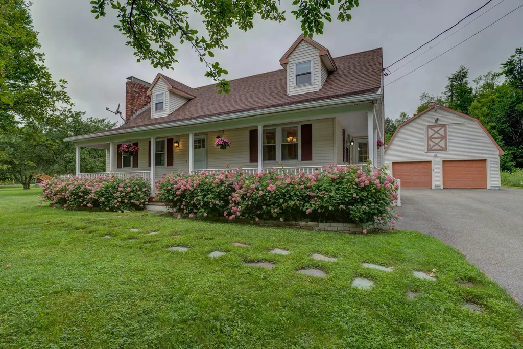 103 Oak Hill Drive Oakland ME 04963