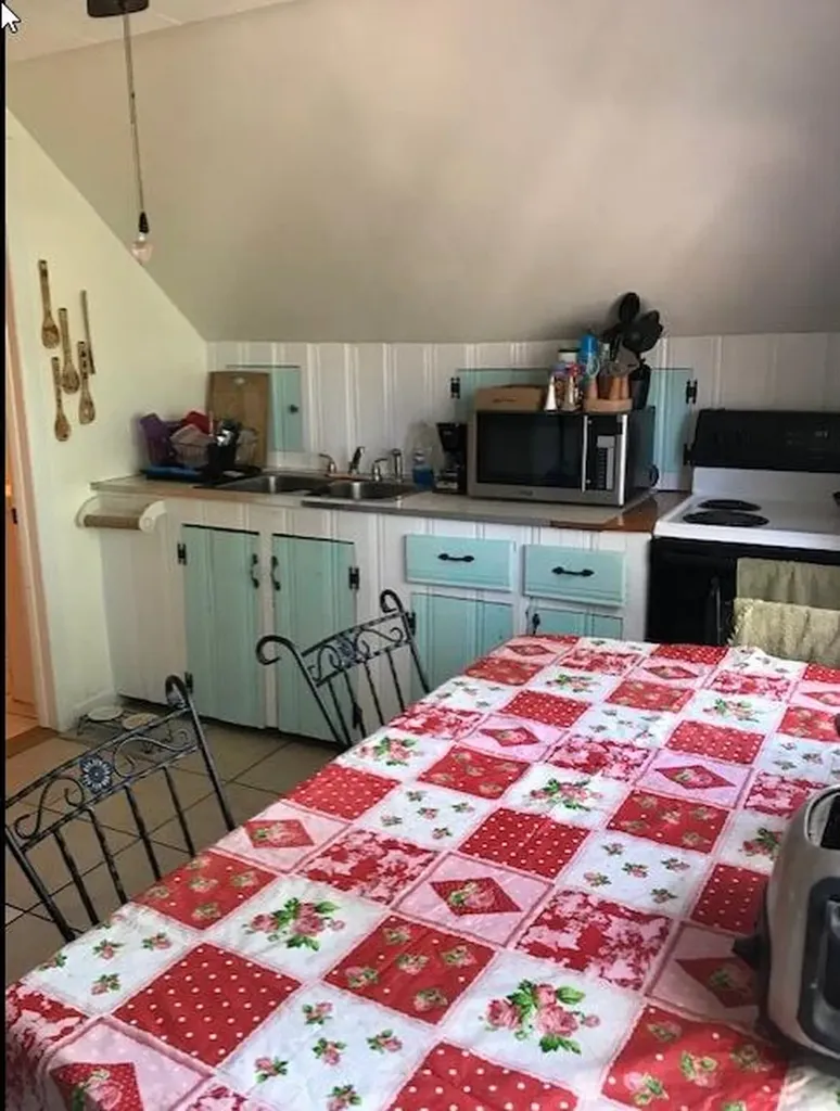 21 Dorothy Street Portland ME 04103