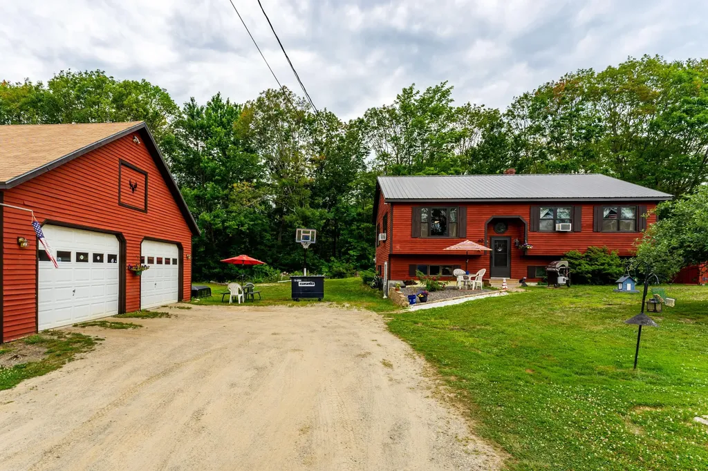 40 Dyer Drive Augusta ME 04330