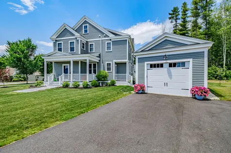 22 Ballantyne Drive Scarborough ME 04074