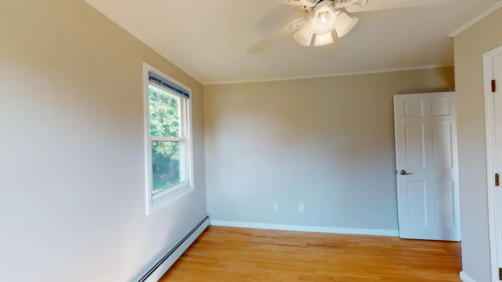 24 Robinson Gardens Lewiston ME 04240