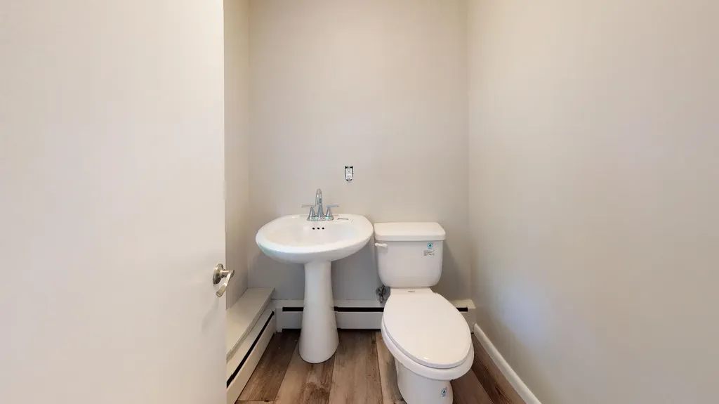 24 Robinson Gardens Lewiston ME 04240