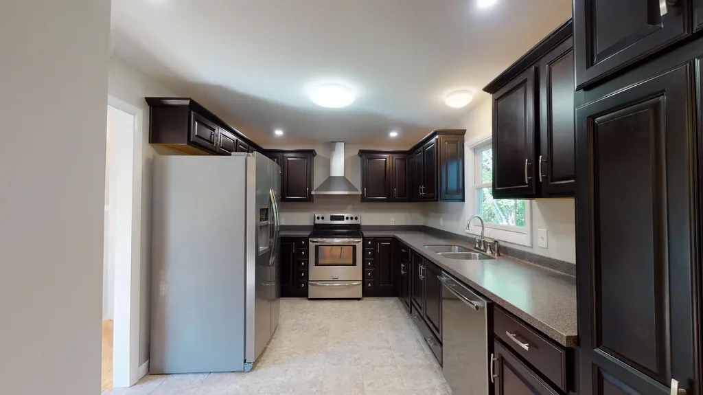 24 Robinson Gardens Lewiston ME 04240