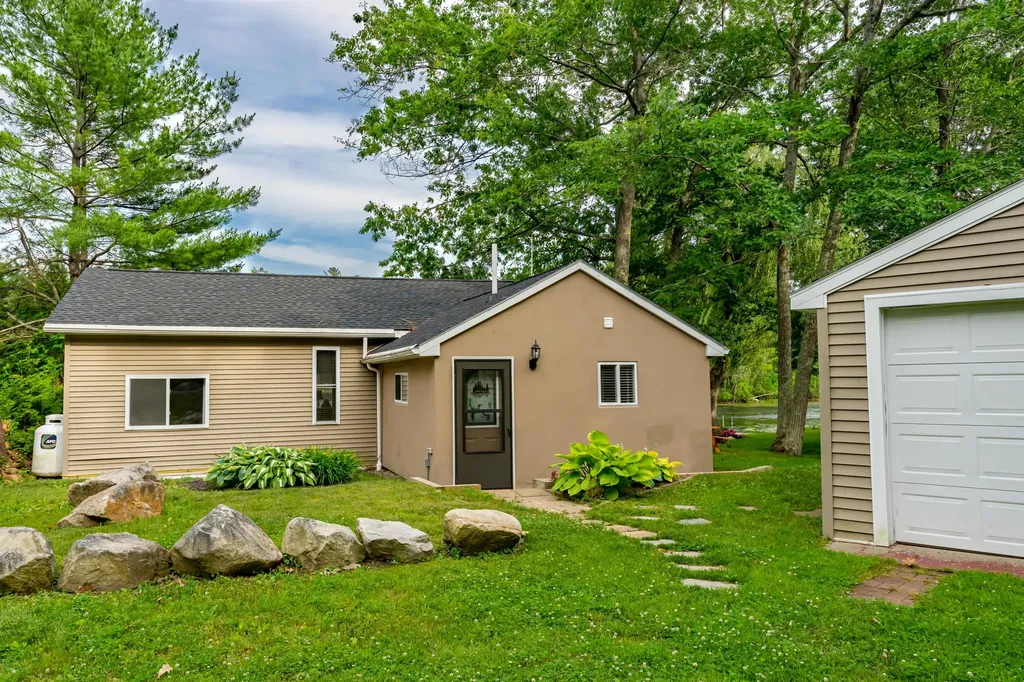 65 Hayden Road Augusta ME 04330