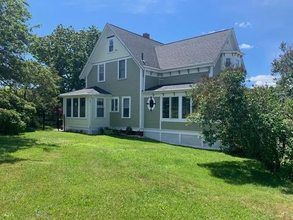 66 Main Street Lubec ME 04652