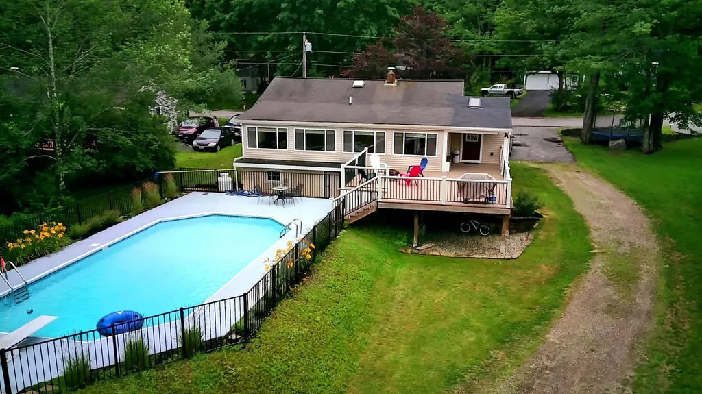 47 Woods Circle Road Yarmouth ME 04096