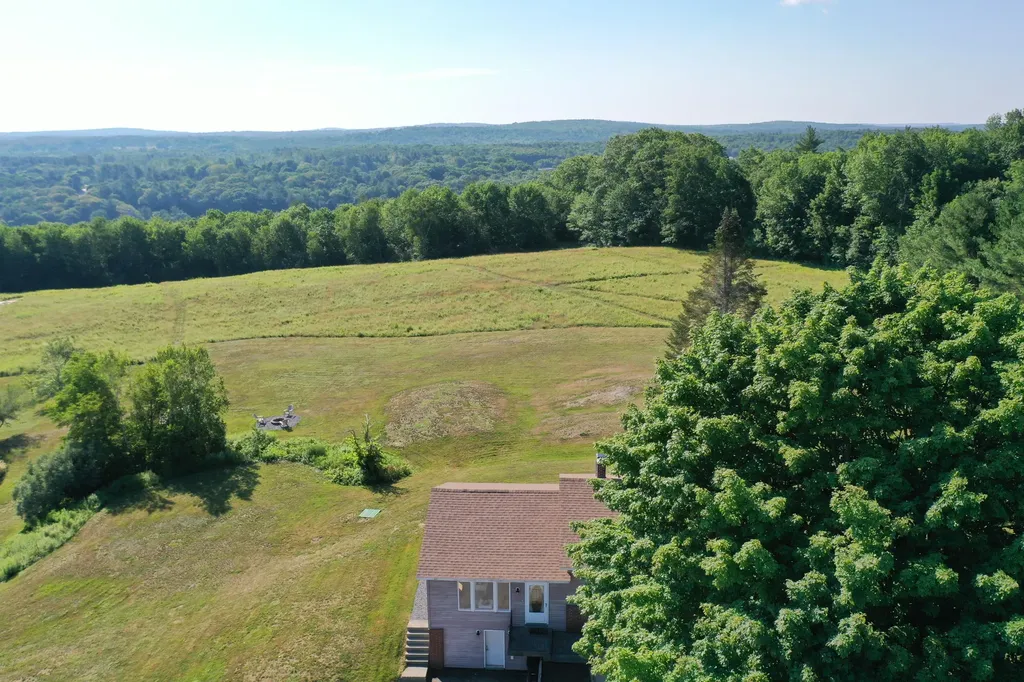 773 West River Road Augusta ME 04330