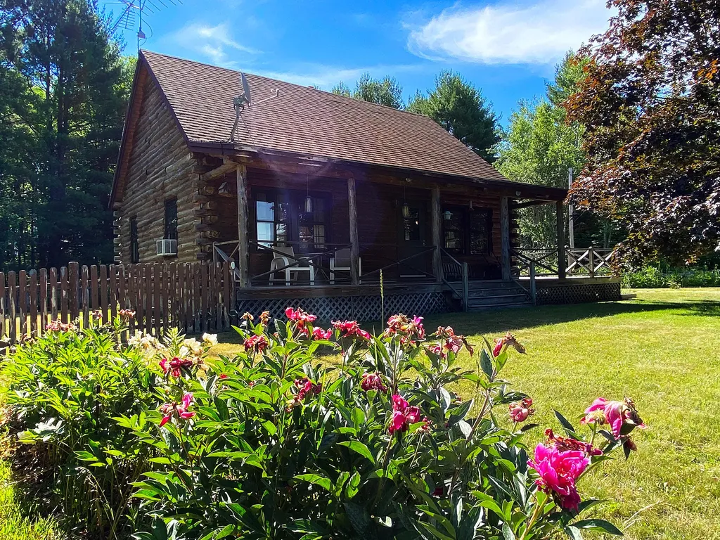 115 Sam Annis Road Hartford ME 04220