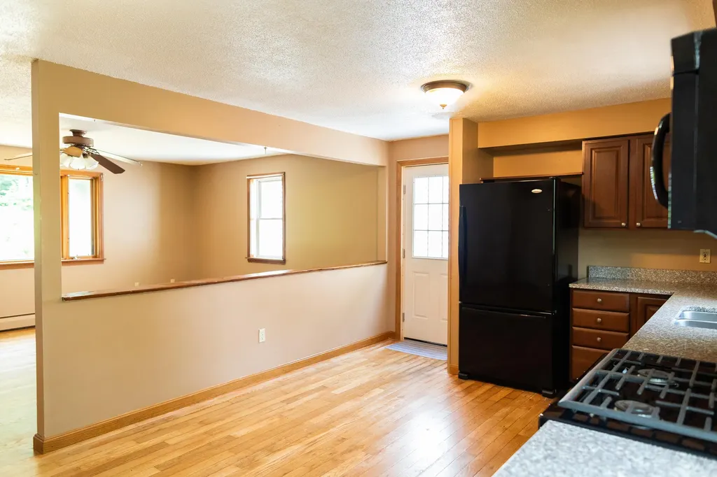 140 W Meadow Road Rockland ME 04841