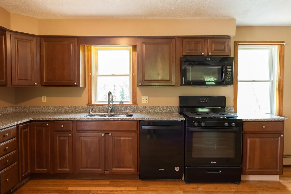 140 W Meadow Road Rockland ME 04841