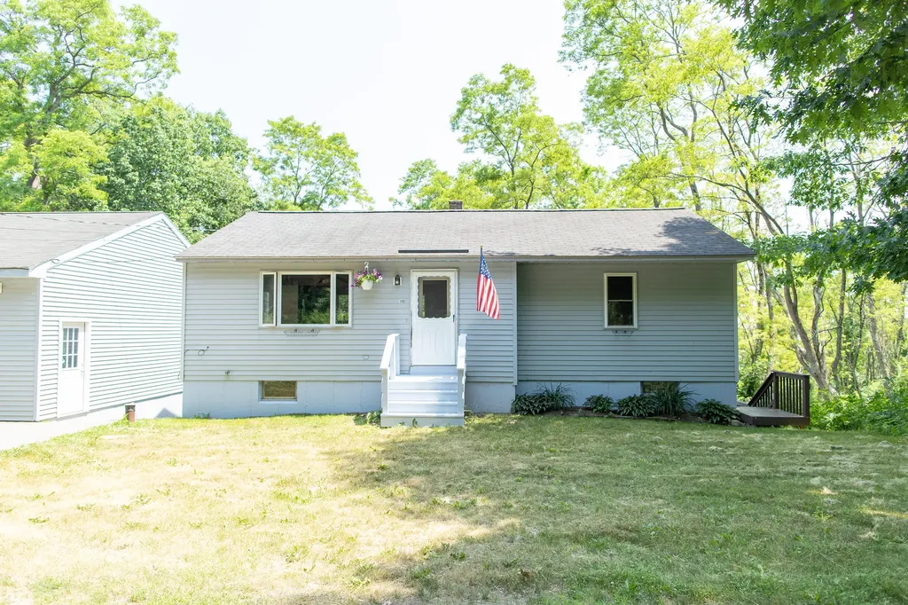 140 W Meadow Road Rockland ME 04841