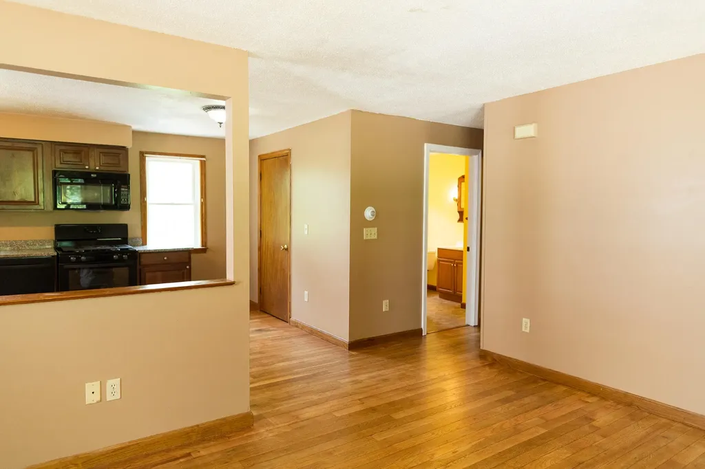 140 W Meadow Road Rockland ME 04841