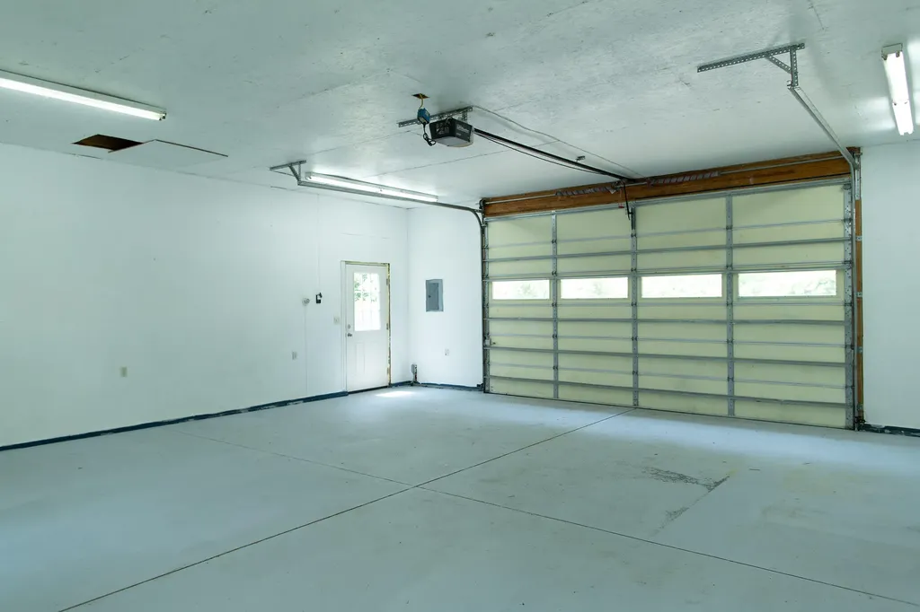 140 W Meadow Road Rockland ME 04841
