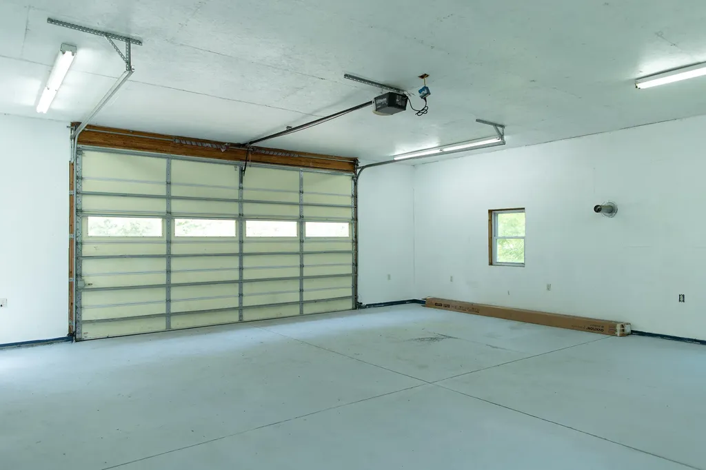 140 W Meadow Road Rockland ME 04841
