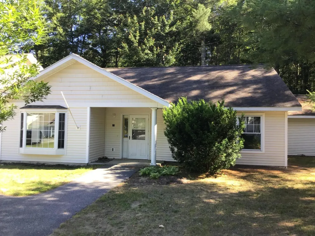 27 Starflower Lane Brunswick ME 04011