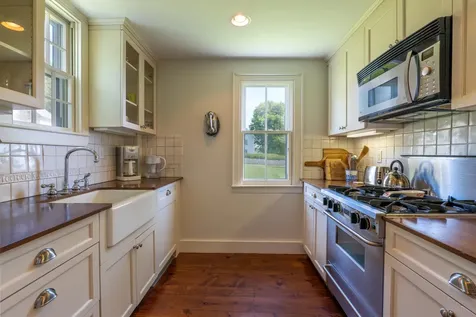 174 Perkins Street Castine ME 04421