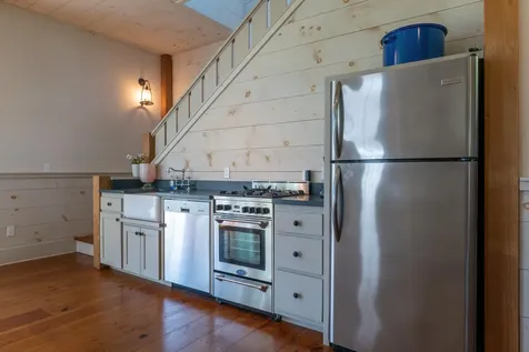 174 Perkins Street Castine ME 04421