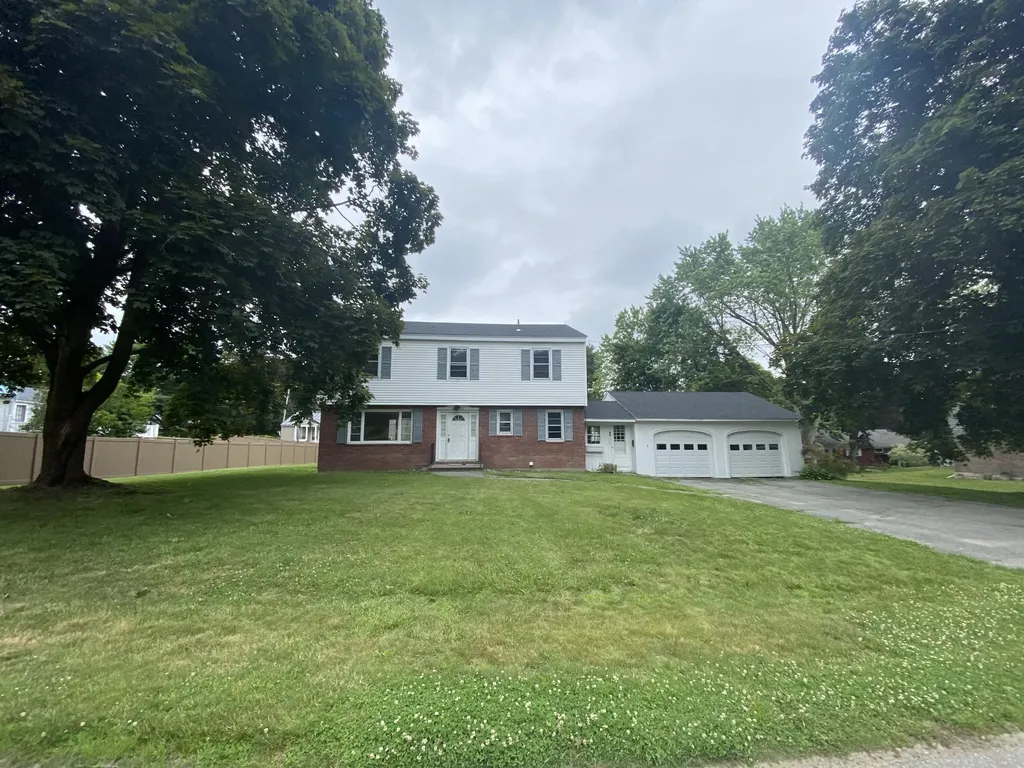 4 Oak Knoll Drive Waterville ME 04901