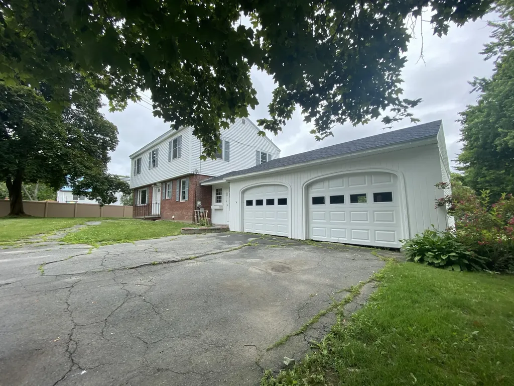 4 Oak Knoll Drive Waterville ME 04901