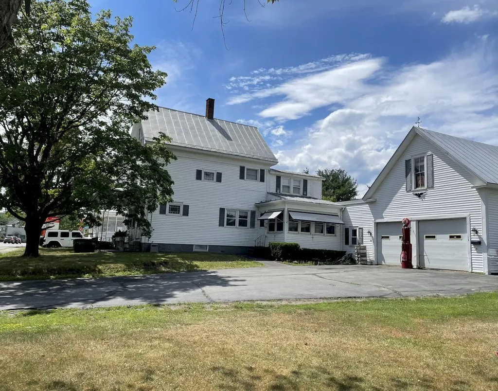 18 Jewett Street Skowhegan ME 04976