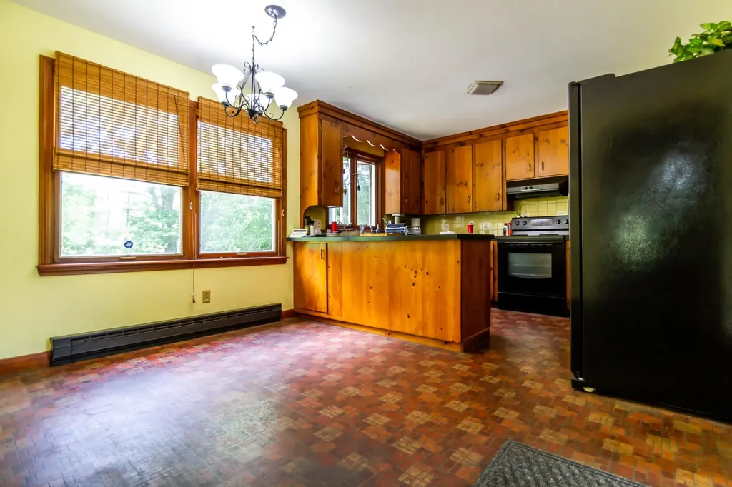 583 Augusta Road Jefferson ME 04348