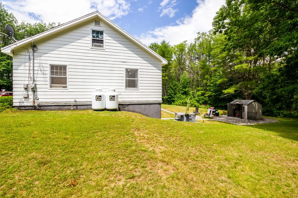 583 Augusta Road Jefferson ME 04348