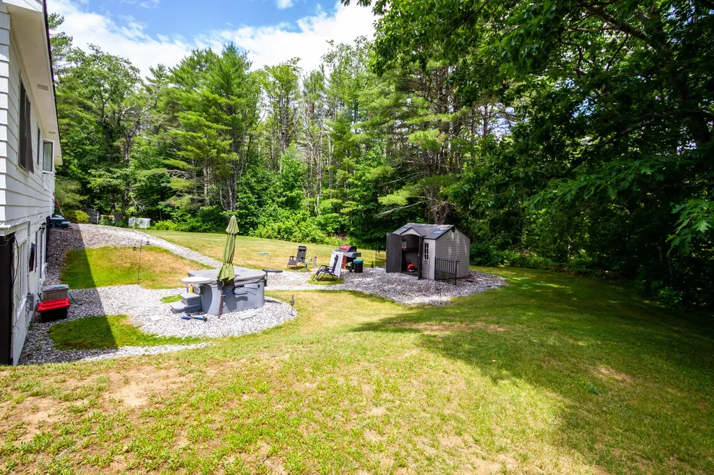 583 Augusta Road Jefferson ME 04348