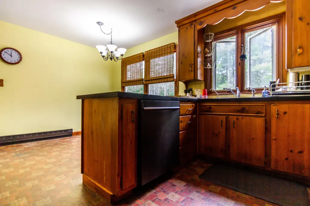583 Augusta Road Jefferson ME 04348