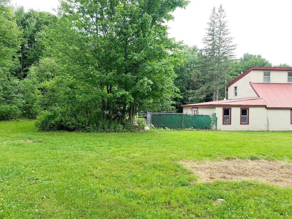 616 Church Street Hartford ME 04220