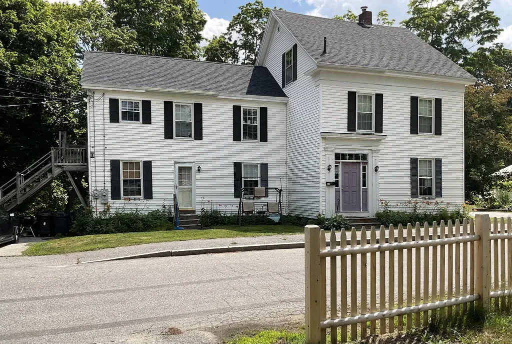 27 Beacon Street Bath ME 04530