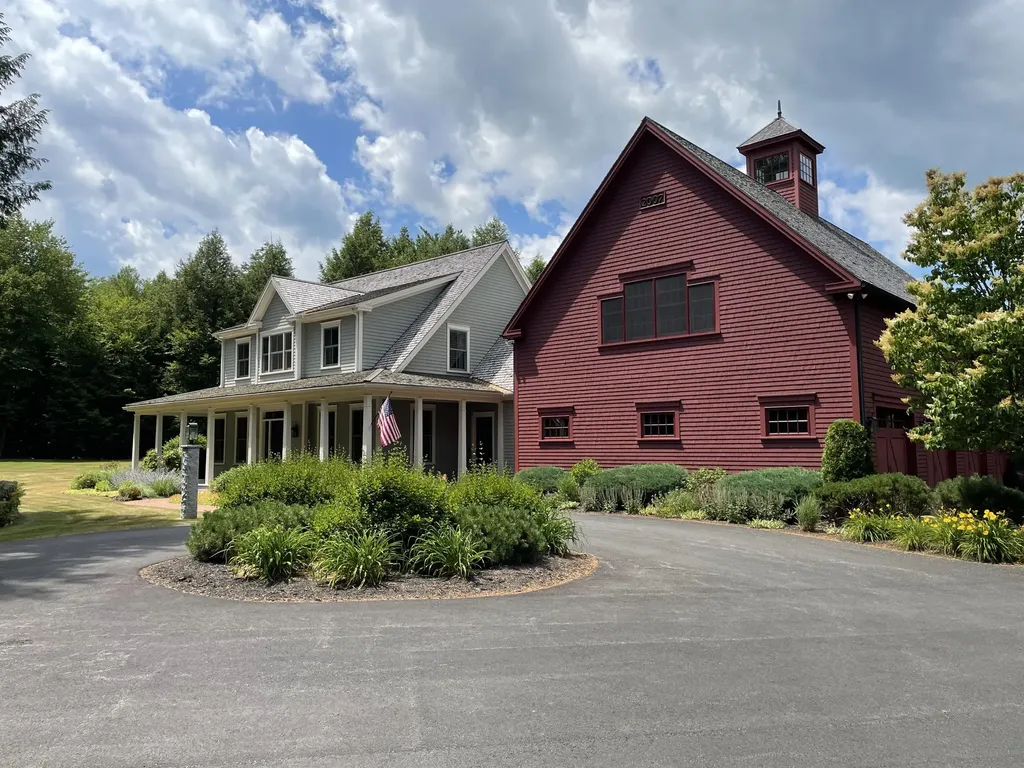 153 Smith Road Farmingdale ME 04344