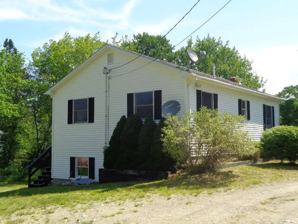 26 Strawberry Point Road Steuben ME 04680