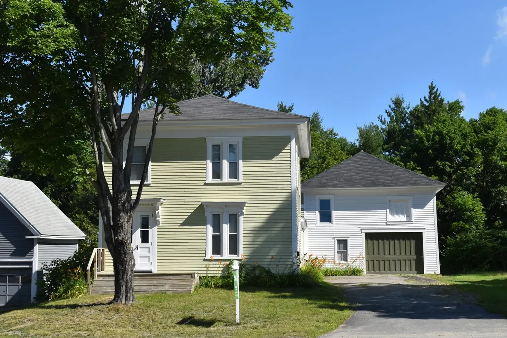 282 N Main Street Pittsfield ME 04967
