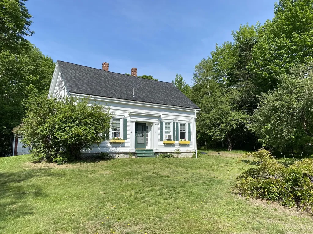 812 Main Road Islesboro ME 04848