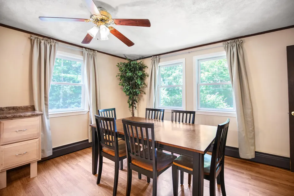 42 Pioneer Lane Standish ME 04084