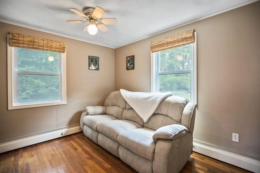 42 Pioneer Lane Standish ME 04084