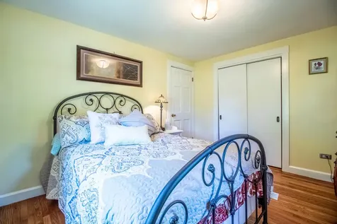 189 Gray Road Falmouth ME 04105